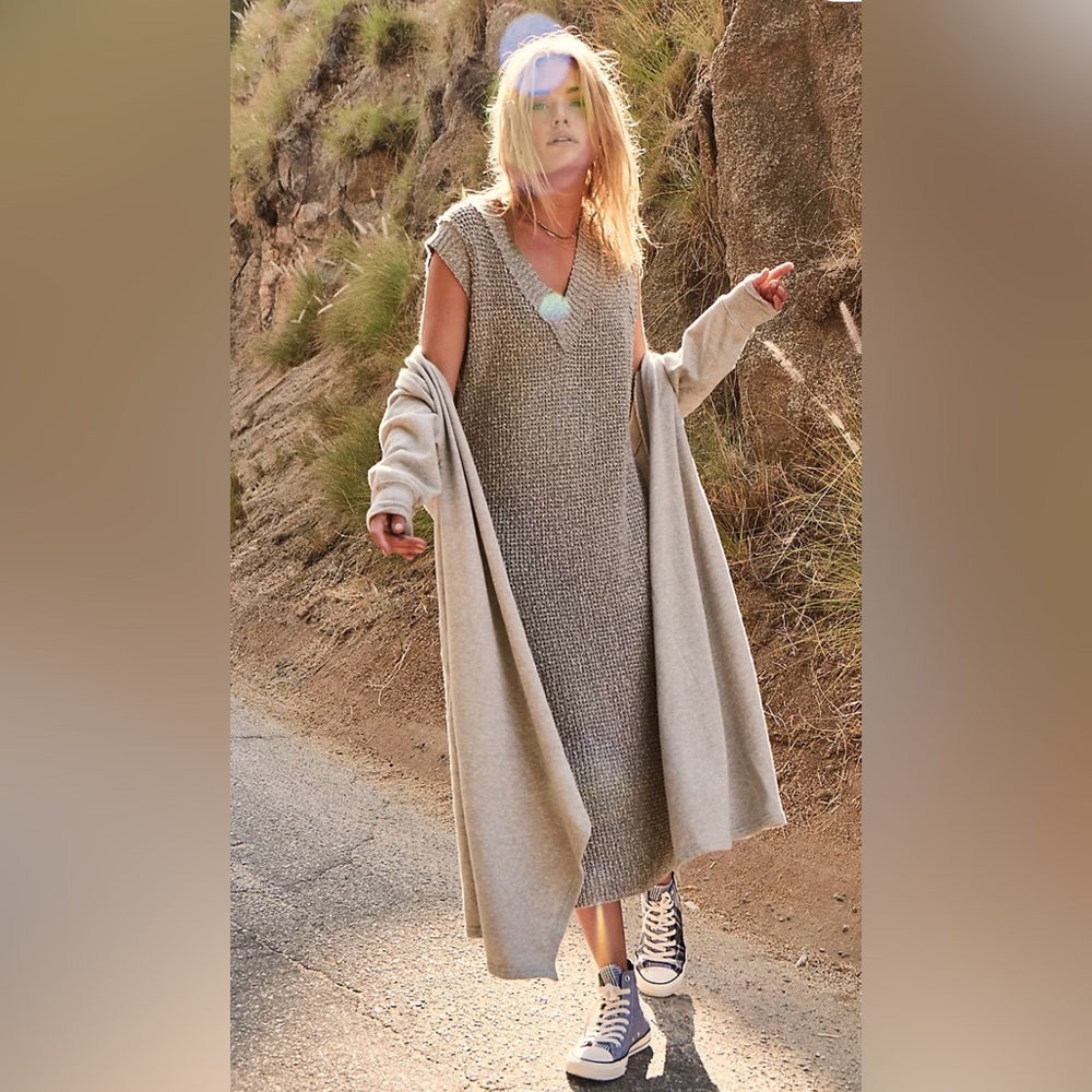 Free People Beach G2G Getaway Chunky Knit  Midi Dress Heather Grey NWOT Size L